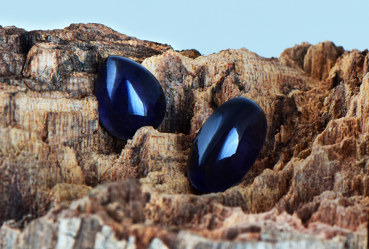 Natural Iolite