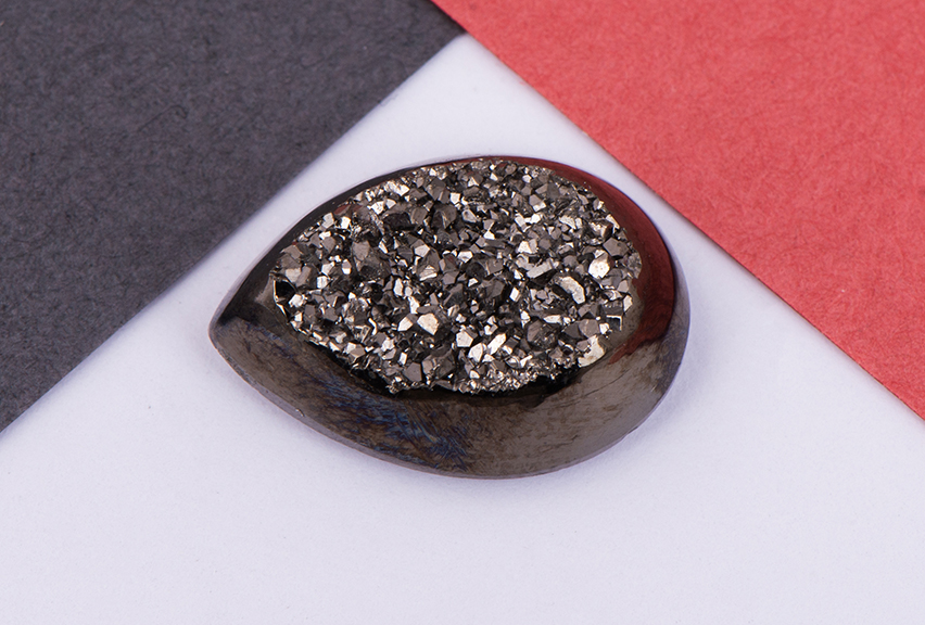 Black diamond window drusy